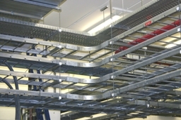 Лотки лестничного типа